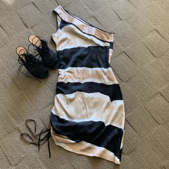 bebe Dresses & Skirts - BEBE SILK MINI | XS